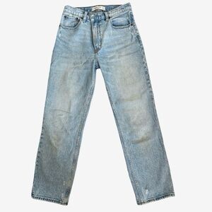 Abercrombie & Fitch The 90s Straight Ultra High Rise Jeans 27/4xs Distressed